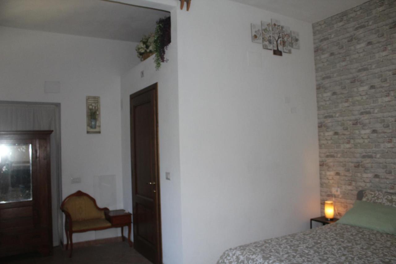 Agriturismo Podere I' Caldino Troghi Exteriör bild